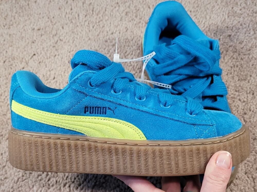 NWOT Fenty x Puma Chunky Sneakers Womens 5.5 Blue Lime Campus College School